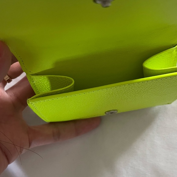 All New BALENCIAGA Wallet - Picture 4 of 4